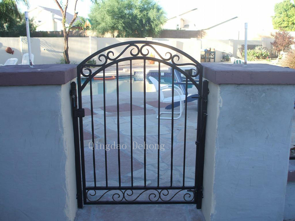 Small Iron Gate