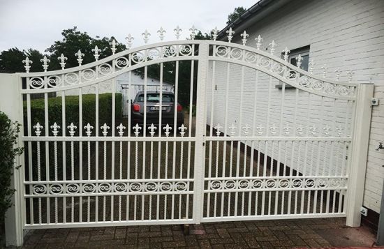 Custom Luxury Wrought Iron Metal Gates