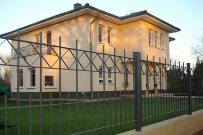 Security Fences, Wrought Iron Fences, Metal Knives Fencing