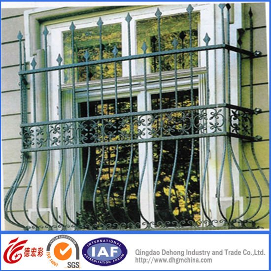 Outdoor Wrought Iron Balcony Safety Fence / Galvanized Steel Veranda Railing